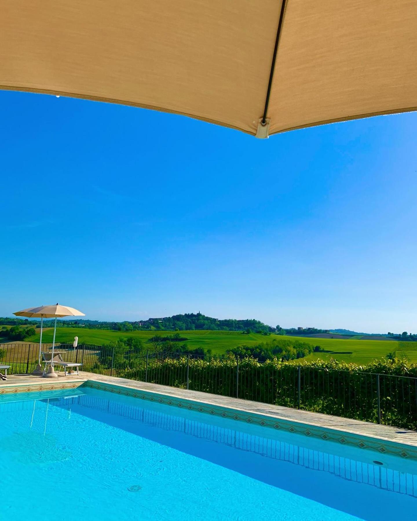 فندق Relais Castello Di Razzano Alfiano Natta المظهر الخارجي الصورة