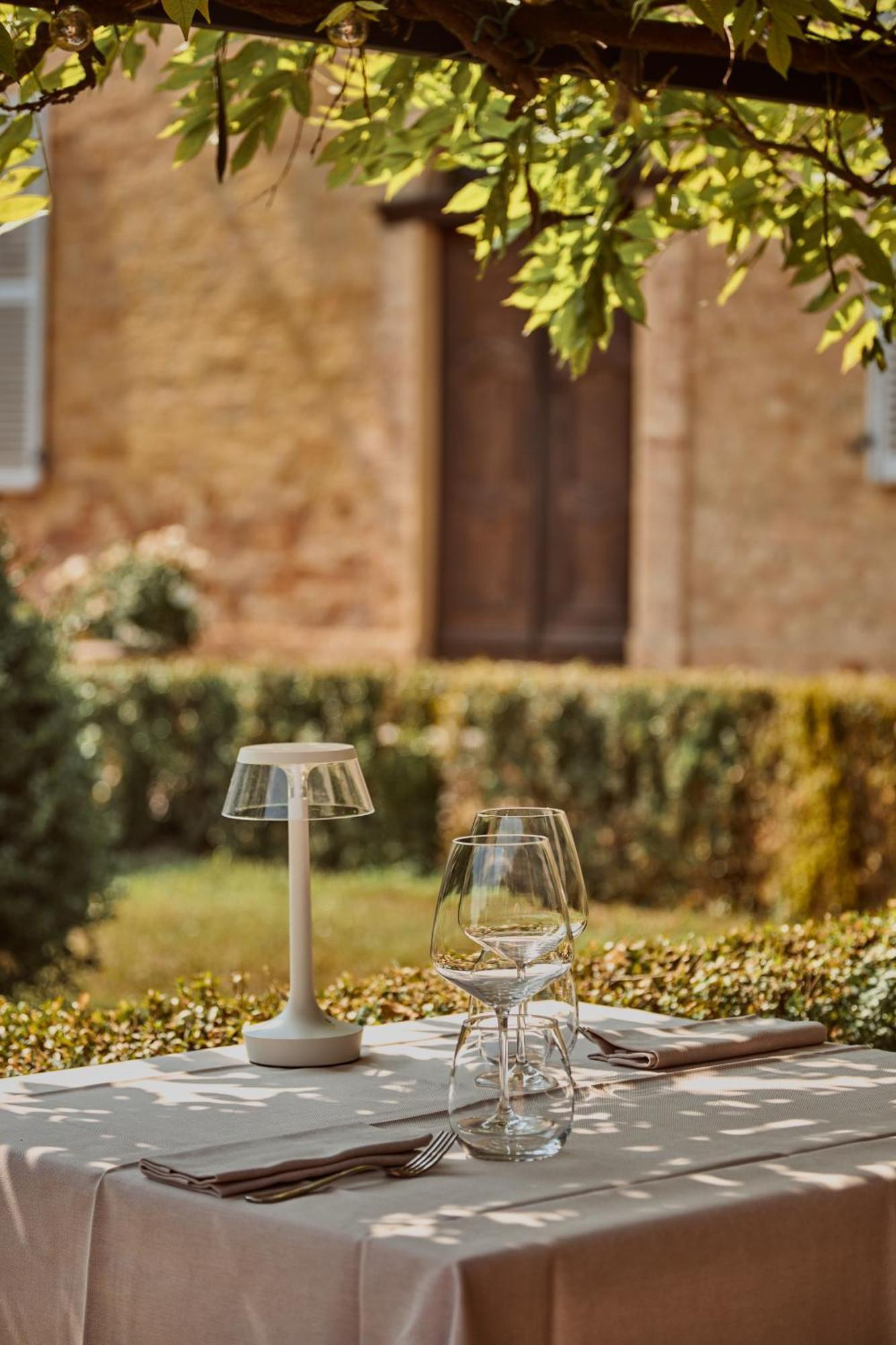فندق Relais Castello Di Razzano Alfiano Natta المظهر الخارجي الصورة
