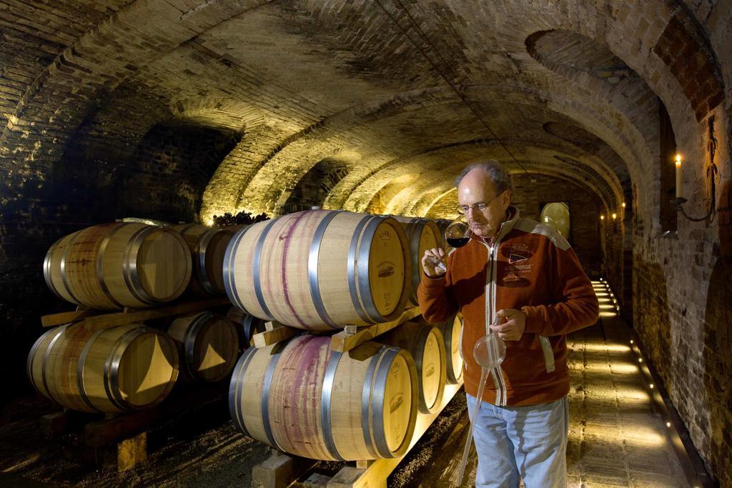 فندق Relais Castello Di Razzano Alfiano Natta المظهر الخارجي الصورة